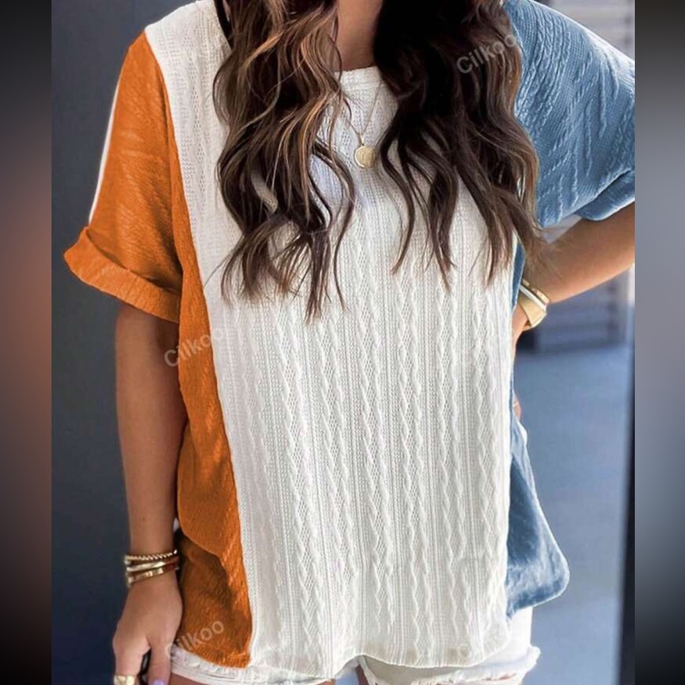 🤩HP🤩Color block textured top - Picture 2 of 10